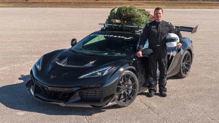 حمل درخت کریسمس با خودرو،اخبار گوناگون،خبرهای گوناگون