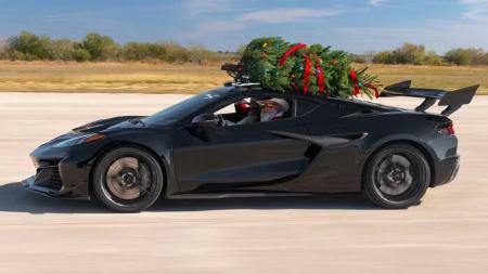 حمل درخت کریسمس با خودرو،اخبار گوناگون،خبرهای گوناگون