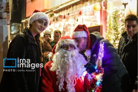 عکس خبری،خرید شب کریسمس و بابانوئل در تهران