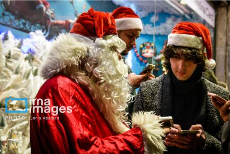 عکس خبری،خرید شب کریسمس و بابانوئل در تهران