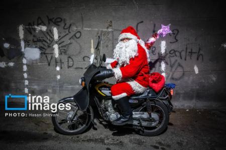 عکس خبری،خرید شب کریسمس و بابانوئل در تهران