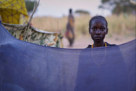 عکسهای جالب,عکسهای جذاب,آوارگان گریخته از شهر جنگ زده