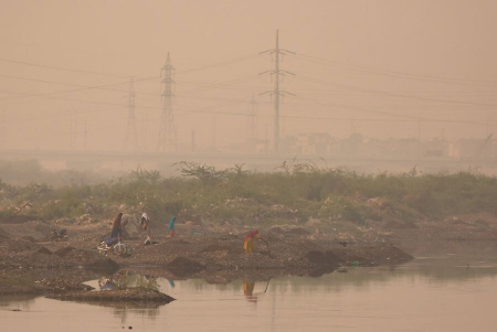 عکسهای جالب,عکسهای جذاب,آلودگی شدید هوا در شهر کراچی