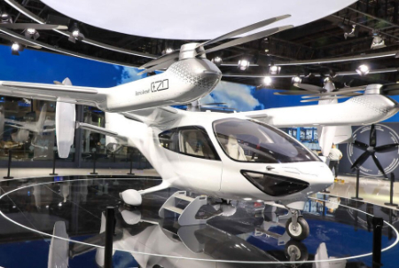 عکسهای جالب,عکسهای جذاب,نمایش بالگرد برقی در نمایشگاهی در شانگهای چین