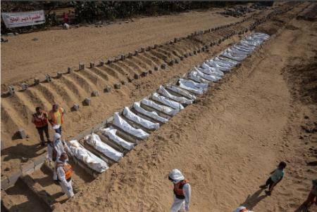 عکسهای جالب,عکسهای جذاب,دفن دسته جمعی پیکر شهدای فلسطینی در شهر خان یونس