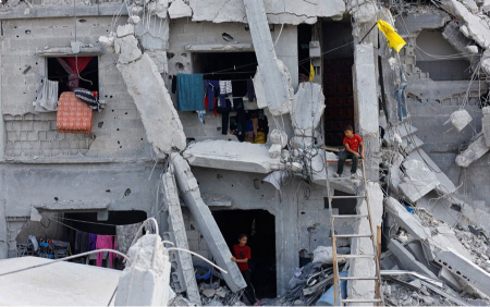 عکسهای جالب,عکسهای جذاب,زندگی فلسطینی ها در خانه های تخریب شده در جنگ در اردوگاه جبالیا در شمال نوار غزه