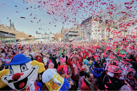 عکسهای جالب,عکسهای جذاب,آغاز کارناوال سالانه شهر کلن آلمان