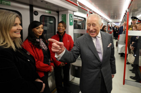 عکسهای جالب,عکسهای جذاب,افتتاح ایستگاه مترو جنوب ولز از سوی پادشاه انگلیس