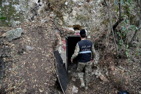 عکسهای جالب,عکسهای جذاب,ورودی یکی از تونل های حزب الله در جنوب لبنان 