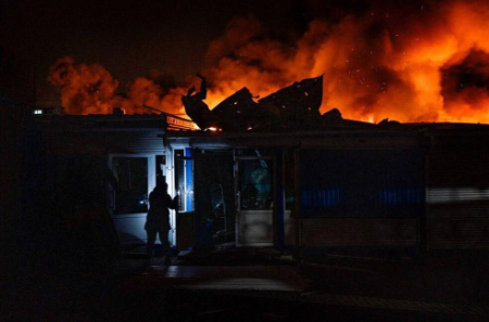 عکسهای جالب,عکسهای جذاب,حمله پهپادی شبانه روسیه به حومه پایتخت اوکراین