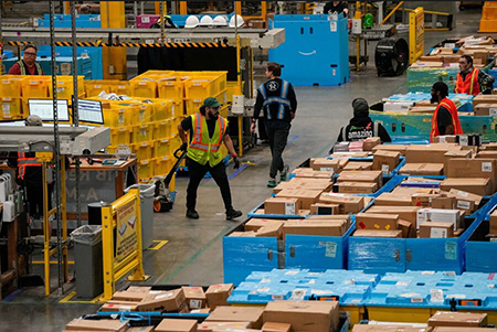 عکسهای جالب,عکسهای جذاب,انبار کالای شرکت آمازون در نیوجرسی آمریکا