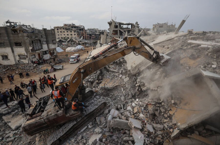 عکسهای جالب,عکسهای جذاب,عملیات جستجوی پیکرهای زیر آوار مانده در غزه