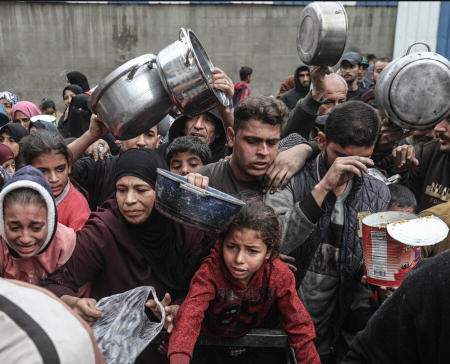 عکسهای جالب,عکسهای جذاب,یک مرکز توزیع غذا در غزه