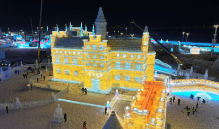 عکسهای جالب,عکسهای جذاب,هفتادو دومین جشنواره بین المللی سازه های برفی و یخی در هاربین چین 