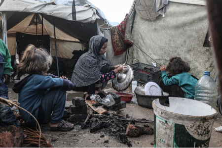 عکسهای جالب,عکسهای جذاب,زندگی در شرایط دشوار در چادرهای آوارگان در غزه/ گتی ایمجز
