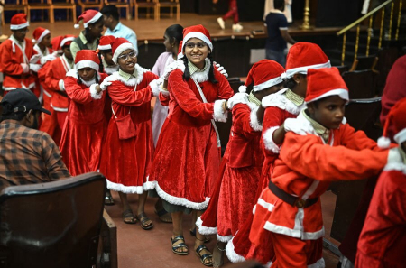 عکسهای جالب,عکسهای جذاب,جشن کریسمس دانش آموزان در بنگلور هند
