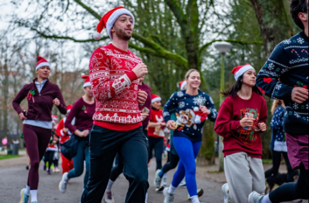 عکسهای جالب,عکسهای جذاب,مسابقه دو 5 کیلومتری کریسمس