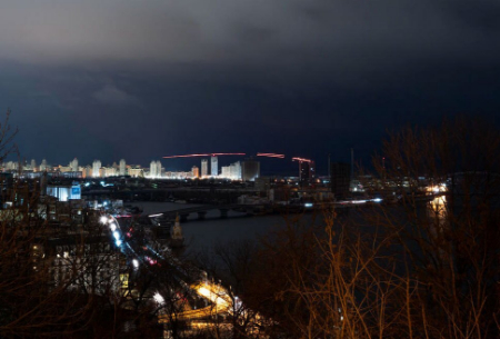 عکسهای جالب,عکسهای جذاب,درگیری پدافند هوایی اوکراین با پهپادهای روسی