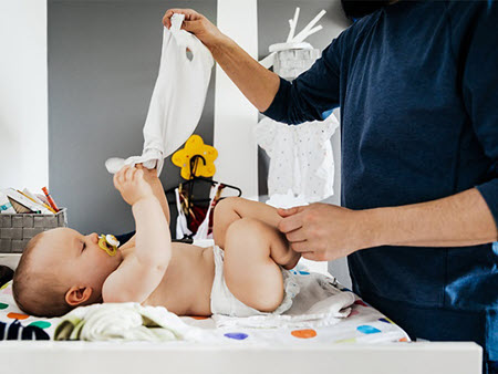 ایستگاه تعویض پوشک نوزاد