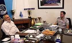جباري با استقلال قرارداد مشروط امضا كرد