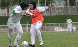 همه چشم‌ها درسنگاپوربه دختران فوتباليست ايراني