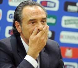 انفجار بمب در ايرلند شمالي تيم ايتاليا را نگران كرده است