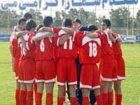 سرمربي عمان: اين پيروزي را به ايران تبريك مي‌گويم