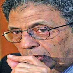 عمرو موسي آماده ریاست جمهوری مصر می شود