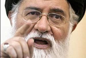 امام جمعه مشهد: رفسنجانی جزو سران فتنه نیست