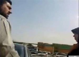 فحش دهنده به فائزه هاشمی:به زن و دختر صدام نباید فحش داد