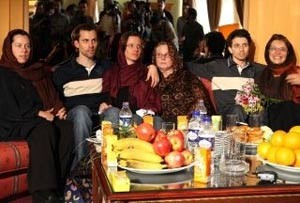 رویترز: سلطان قابوس درباره آزادی 2 آمریکایی کسب اطمینان کرد