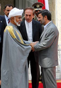 رویترز: سلطان قابوس درباره آزادی 2 آمریکایی کسب اطمینان کرد