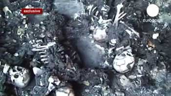 تصاوير تکان دهنده يورونيوز از اجساد سوخته پنجاه نفر از انقلابيون ليبي