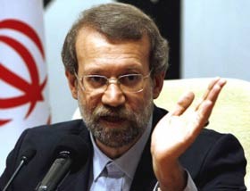 لاریجانی: از شکایت نمایندگان از رئیس جمهور عبور نمی کنیم