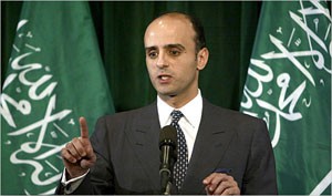سفیر عربستان در آمریکا: حالا زمان مقابله با ایران است/ایران در سه سال بمب اتمی می سازد!