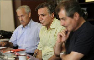 از اظهارات شیث ابراز شرمندگی می کنم