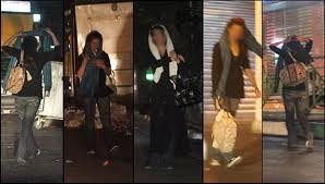 زنان خیابانی به دنبال در آمد بیشتر