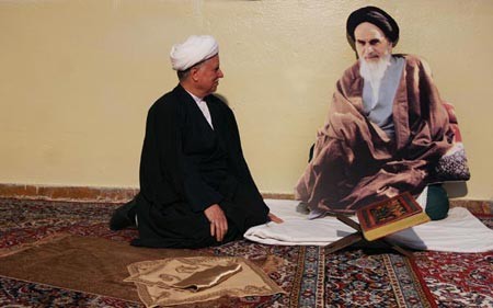 هاشمی رفسنجانی , دستگاه‌های تبلیغاتی , مجمع تشخیص مصلحت نظام 