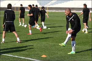 بازیکن تیم ملی ایران , فدراسیون فوتبال , اشکان دژآگه