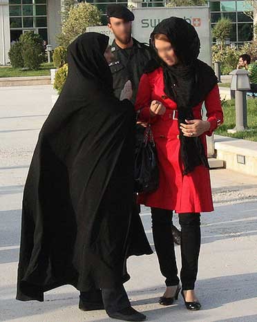 برخورد با بدحجابي , برج میلاد