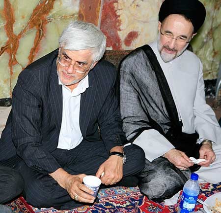مراسم افطار , عکس یادگاری با خاتمی 
