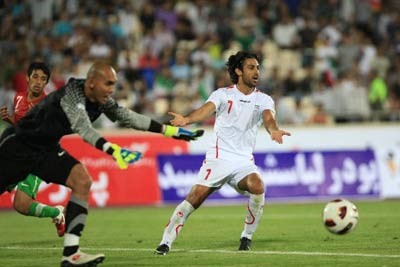 فرهاد مجیدی,خداحافظي فرهاد مجيدي از دنياي فوتبال