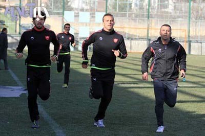 پرسپولیس,تیم پرسپولیس, بازی پرسپولیس و رعد پویان