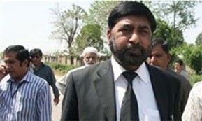 بی‌نظیر بوتو,تروز بی‌نظیر بوتو,تروز دادستان پرونده بی‌نظیر بوتو