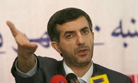 مشایی,کاندیداتوری اسفندیار رحیم مشایی