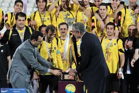 تصاویر مراسم قهرمانی تیم سپاهان