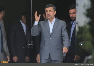 واکنش احمدی نژاد به احراز صلاحیت مشایی