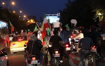 تجمع هوادارن نامزدها پس از مناظره