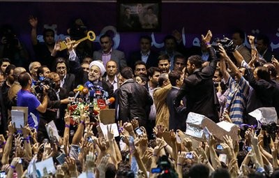 همایش حامیان روحانی در شیرودی