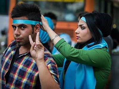 زنان و تبلیغات انتخاباتی